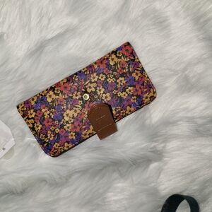 Time And Tru Floral Wallet